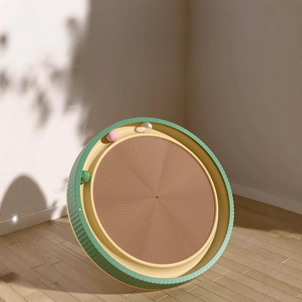 Cat Scratcher with Interactive Balls