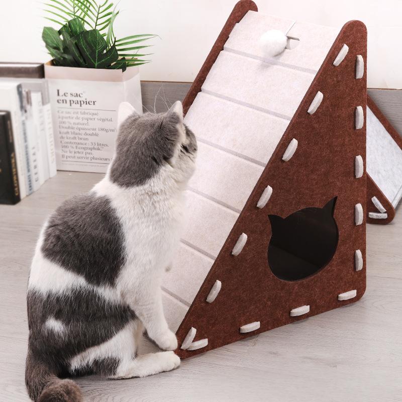 Triangle Cat Scratcher