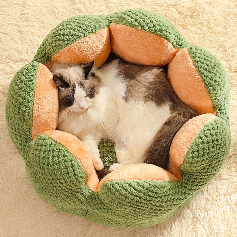 Petal Blossom Cat Bed