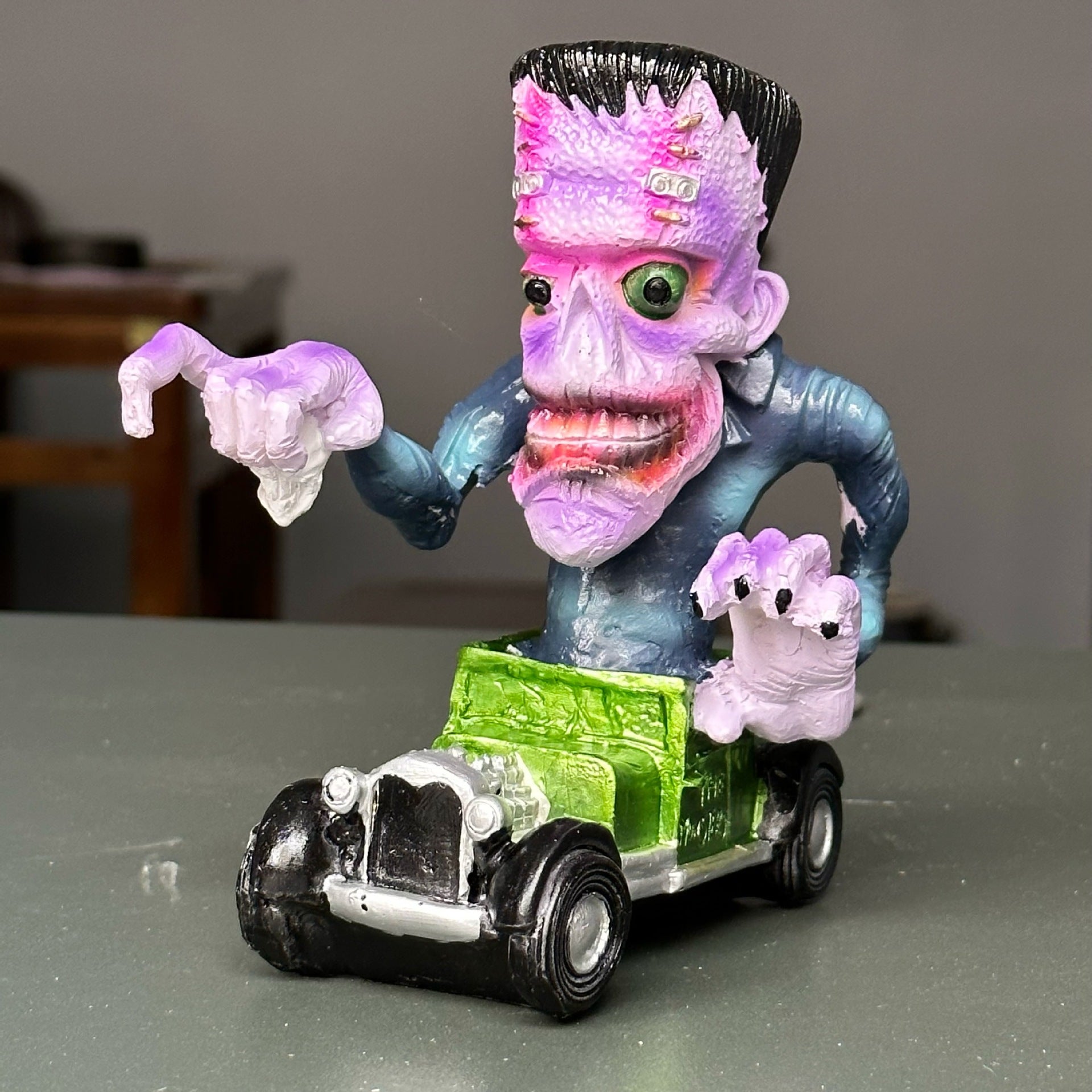 Monster Alien Resin Decor