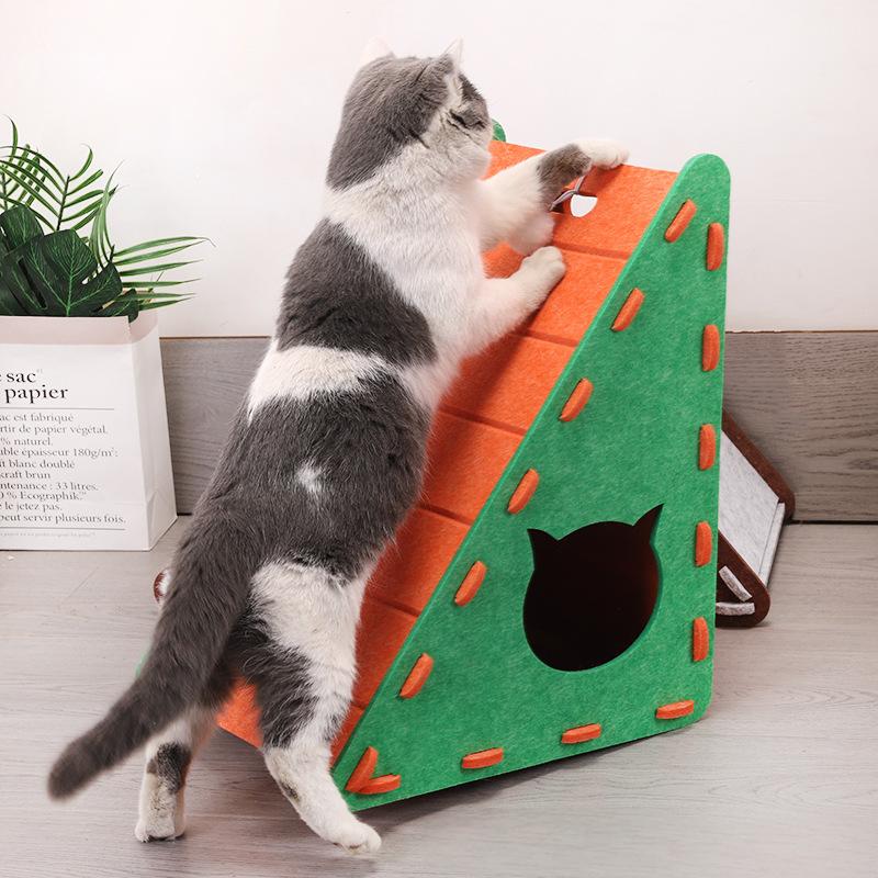 Triangle Cat Scratcher