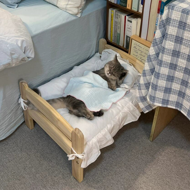 Princess Wooden Cat Bed
