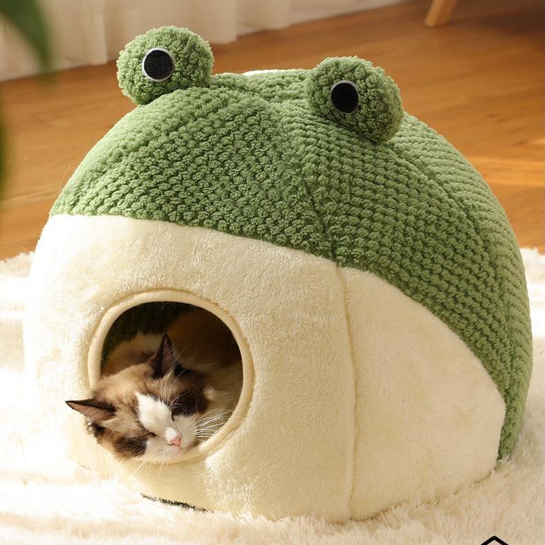 Little Frog Cat Bed